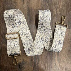 Adjustable Cream and Gray Fabric Crossbody Purse Strap Gold-Tone Hardware
